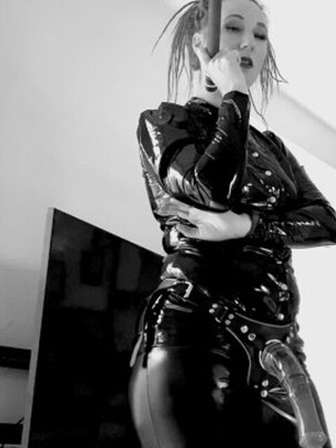 Dominatrix Persephone