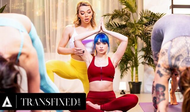 MESMERIZED - Trans Yoga Educator Emma Rose Gets CAUGHT Humping Jewelz Blu In A PUBLIC YOGA CLASS!