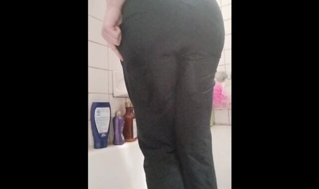 Soddening my sweatpants, this one isn't super visible