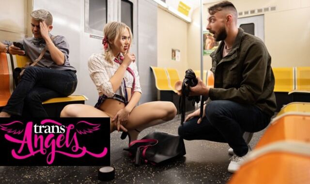Trans Angels - Johnny B Witnesses Jaw-dropping Emma Rose And Embarks Fantasizing Of Her Stripping For Him