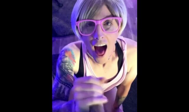 Sissy Kara Loves Gargling Rod and Guzzling Jizm