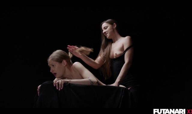 REAL LIFE FUTANARI - Amirah Adara puts her chisel in Tiffany Tatum's supah-shagging-steamy fleshy gash