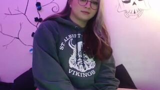 yam-sized T-beauty With Glasses