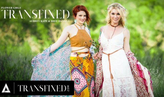 TRANSFIXED - Bree Daniels & Aubrey Kate's Sensual and Super-fucking-hot Hook-up