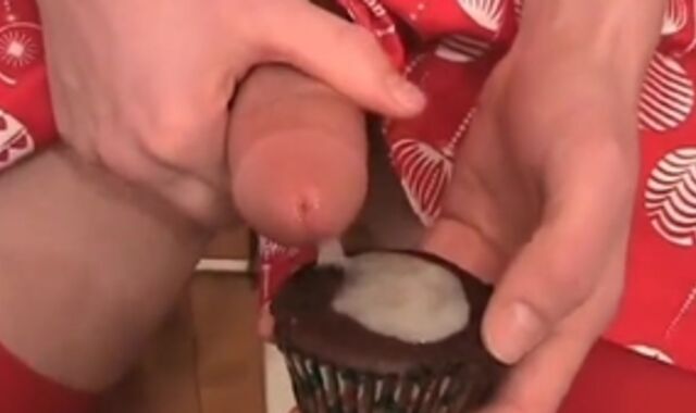 sheboy Solo Licks enjoy mayo Cupcake
