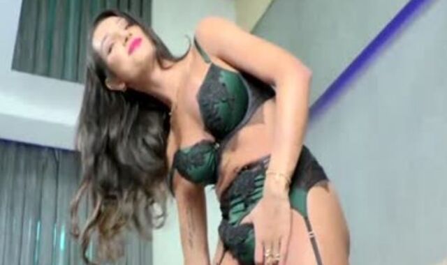 Trans Babe Roberta Cortes Ejaculations After A Sensuous Onanism Sesh