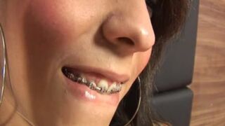 Vanessa Rafaella Gives Us everything that stunner Has