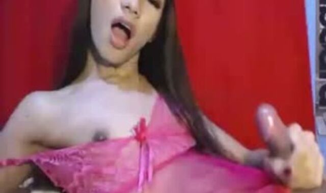 20 White-hot She-creature Lily Jizz flows