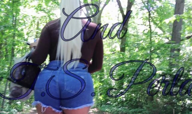 TS Perla loving the nature and my BIG BLACK COCK in her Thick bum