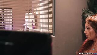 Masseuse Kiki DAire 3way With Trannies