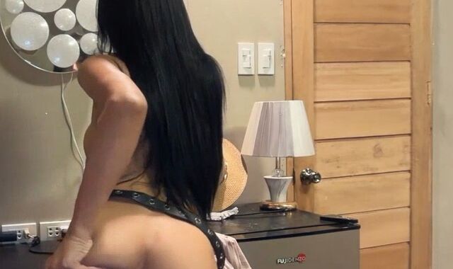 Sexy Bigtits SheBabe Latina Striptease Tease Part 3