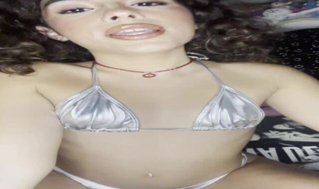 Trans with jummy bum desperate for beefstick after school