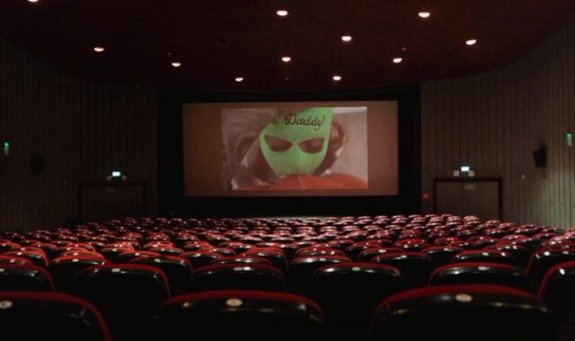 AIR PLAYED MY PORN ON THE VID THEATRE SCREEN | PUBLIC | DARK-HUED | SUCKY-SUCKY | (FTM)